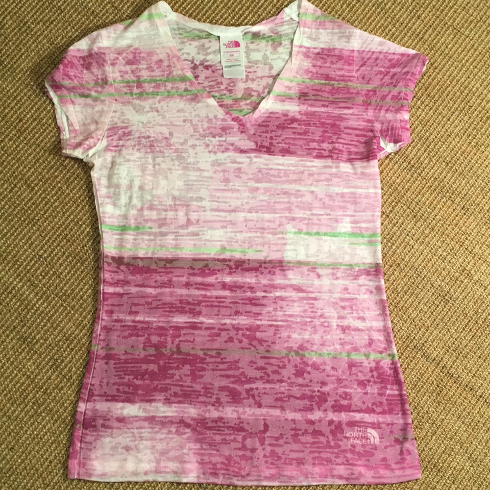 The north face top tee size medium - Picture 3 of 16